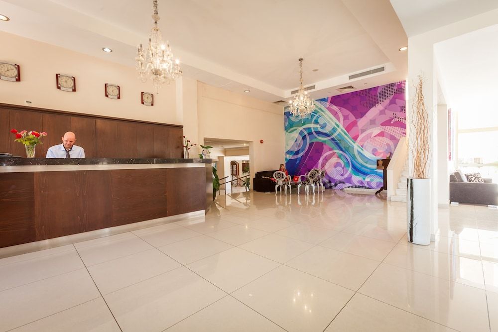 Crown Resorts Henipa 3