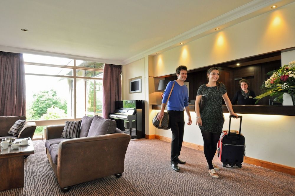 Westport Woods Hotel 2