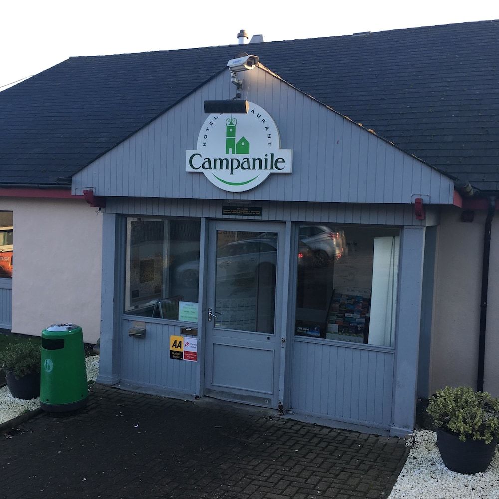 Campanile Cardiff 1