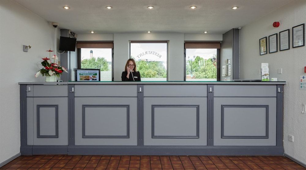 Hotel Campanile Dartford 2