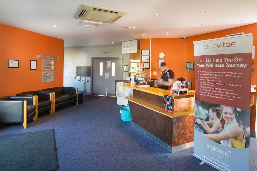 Newtown Park Hotel 2