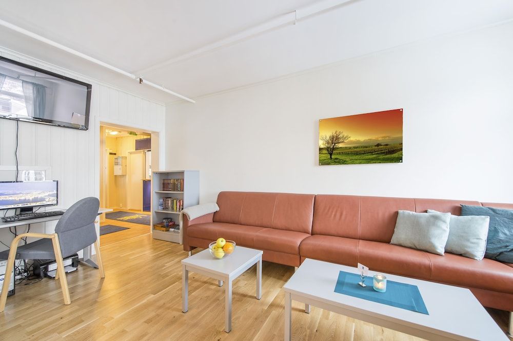 Enter Backpack Hotel 3