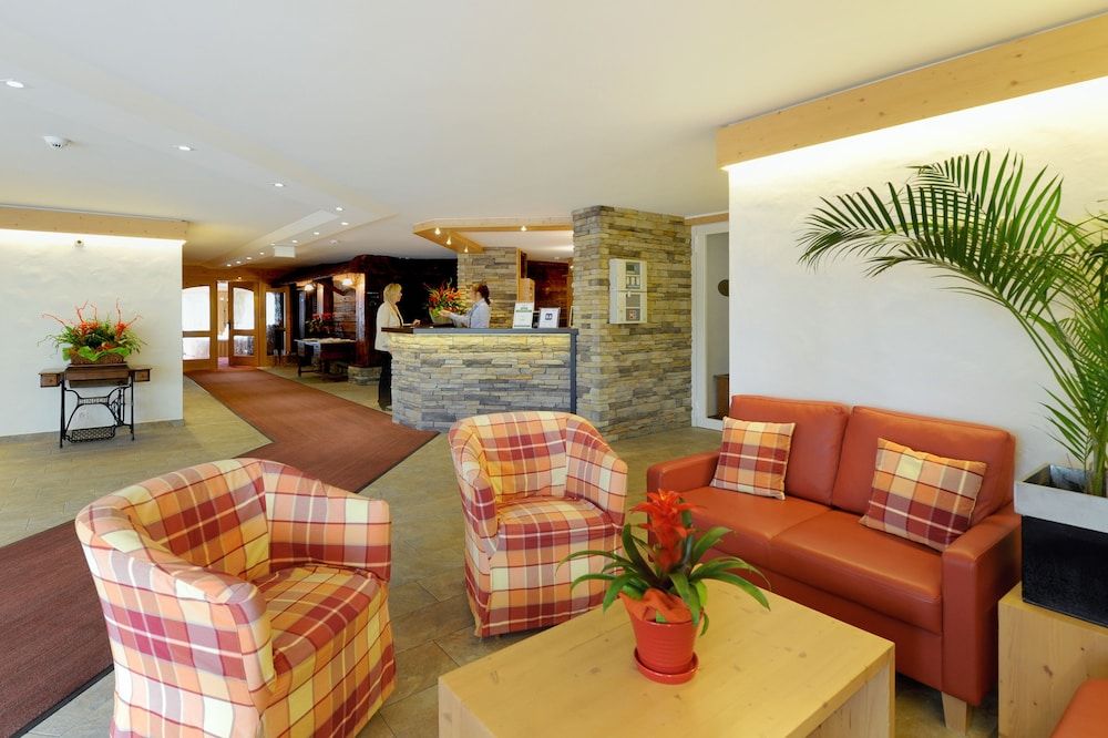 Hotel Helvetia Intergolf 2