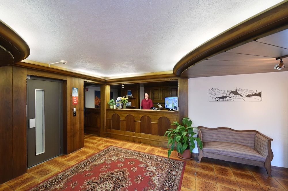 Schlosshotel - Self Check-In Hotel am Schlosspark 3