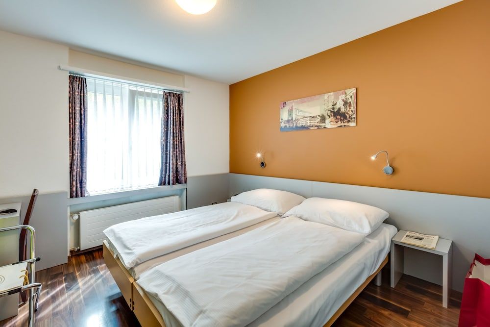 Alexander Guesthouse 1