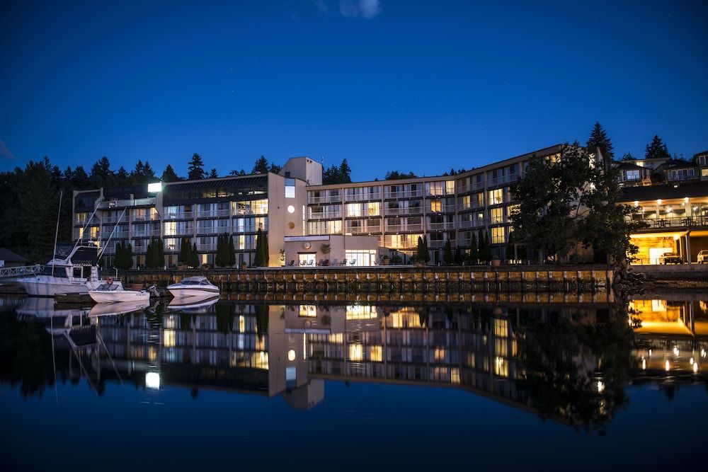 Oceanfront Suites at Cowichan Bay 3 estrelas em Cowichan Bay