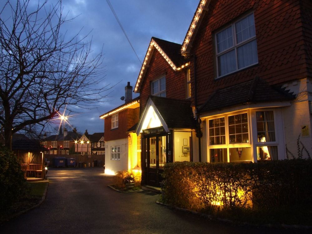 The Corner House Hotel Gatwick 4 estrelas em Horley