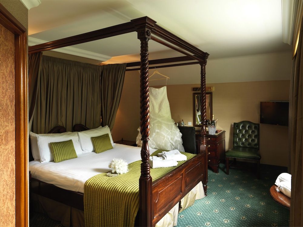 The Royal Toby Hotel 3