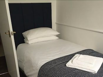 The New York House 2