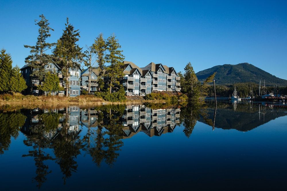 Waters Edge Shoreside Suites 4 estrelas em Ucluelet