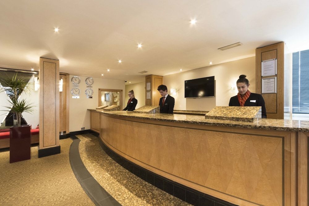 Thistle London Heathrow T5 3