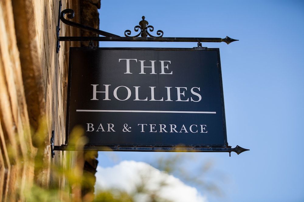 Hollies Hotel 3