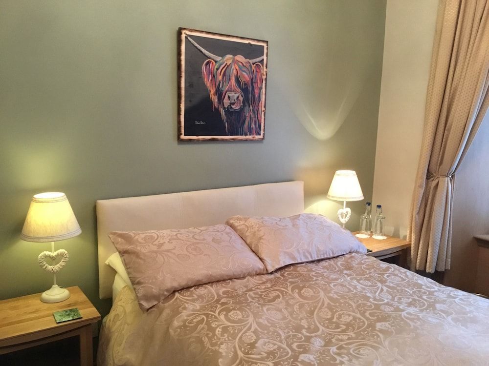 Lakeview Guest House 3