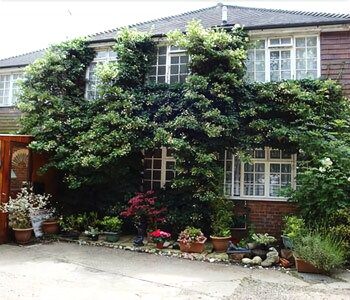 Da Vinci Guest House Gatwick 4 estrellas en Crawley