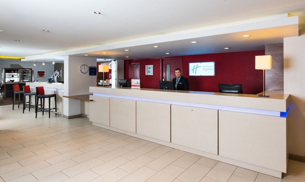 Holiday Inn Express Bristol - Filton 2