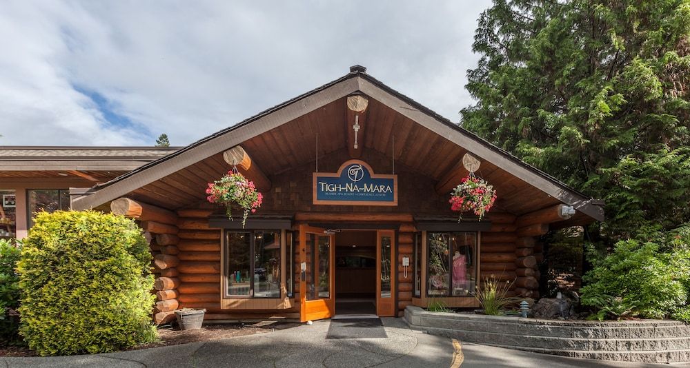 Tigh-Na-Mara Seaside Spa Resort 3