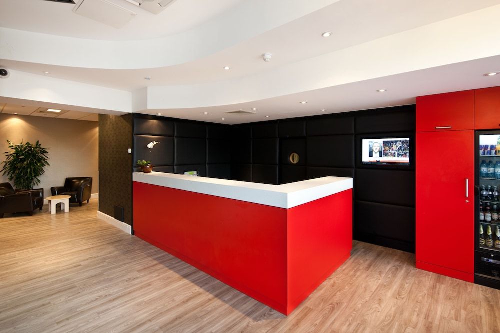 ibis Stevenage Centre 2