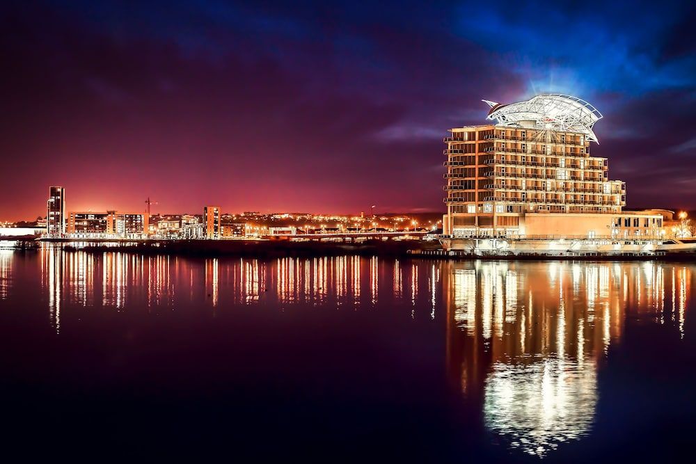 voco St David's Cardiff 5 estrellas en Cardiff