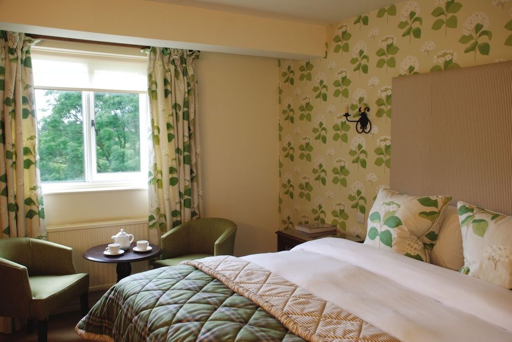 Bear of Rodborough Hotel 3