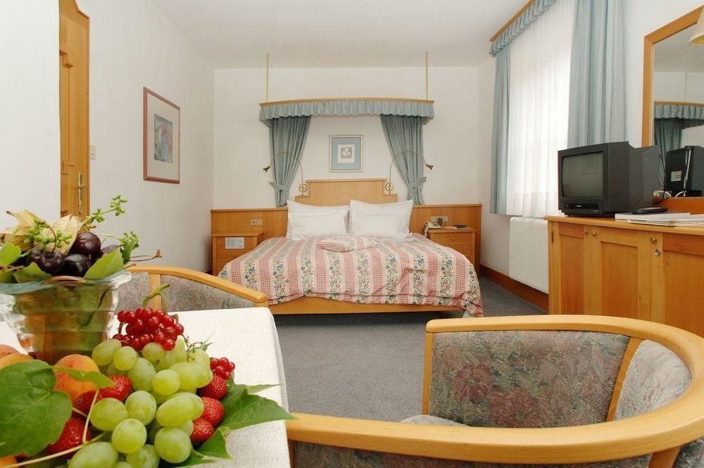 Romantik Hotel Im Weissen Roessl 2