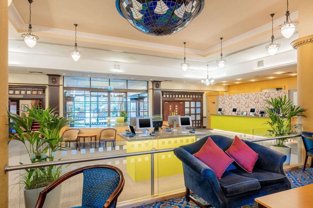 Clarion Cedar Court Bradford Hotel 3