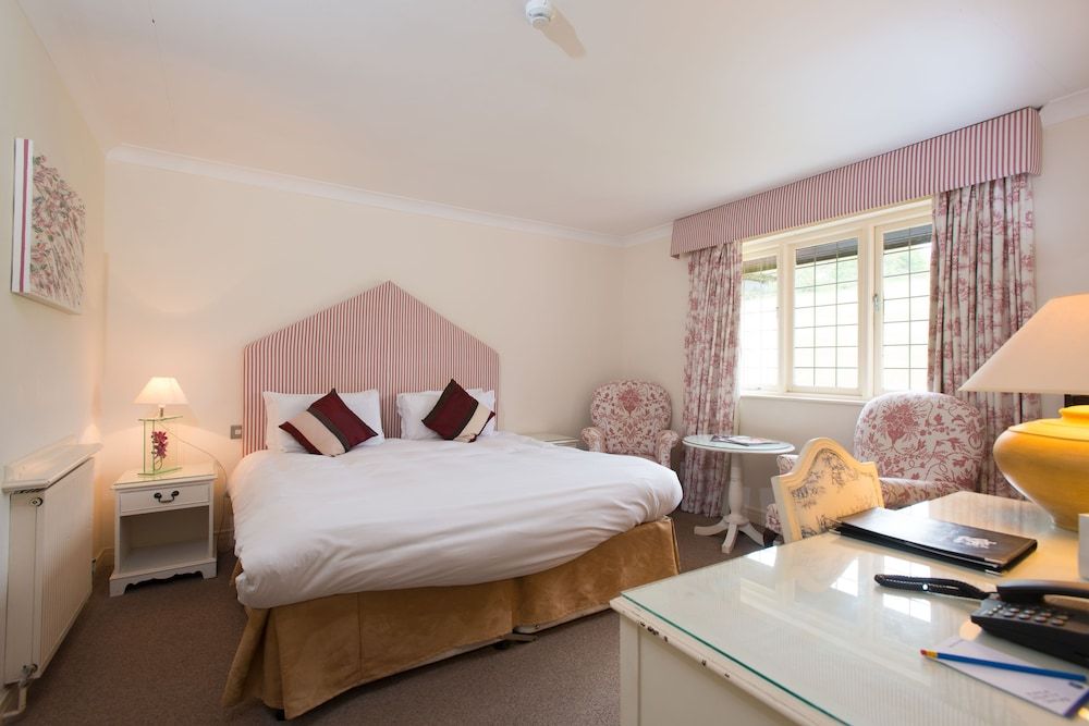 Ramada Resort by Wyndham Cwrt Bleddyn Hotel & Spa 3