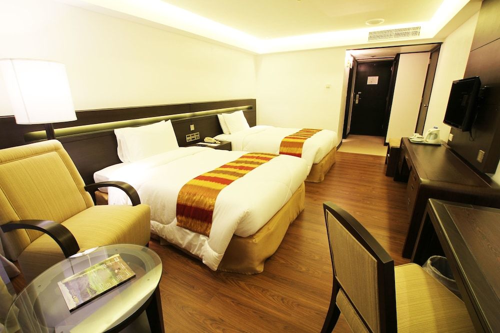 Century Park Hotel 1 Century Park Hotel 1