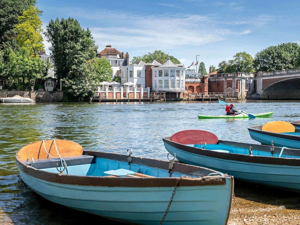 The Mitre Hotel Hampton Court