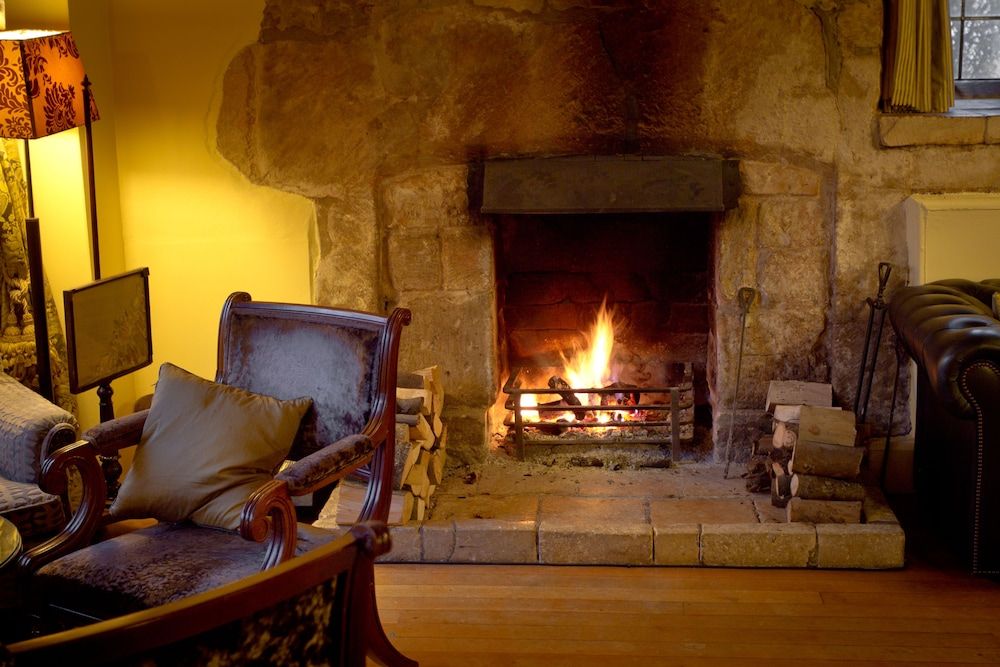 Classic Lodges - Charingworth Manor 2