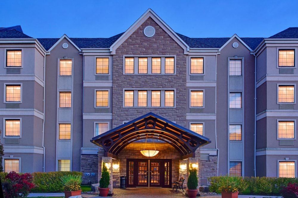 Staybridge Suites by Holiday Inn Toronto-Markham 1