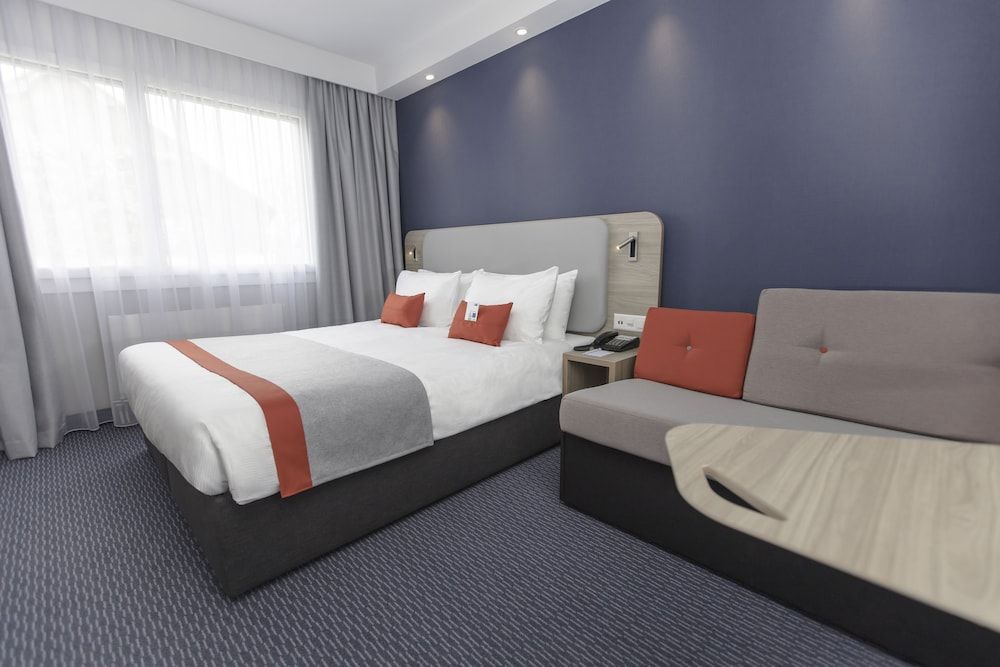 Holiday Inn Express Luzern-Neuenkirch 3