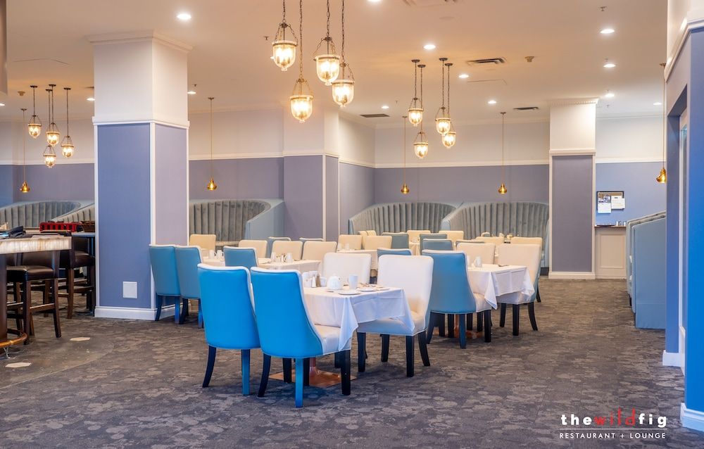 Executive Plaza Hotel & Conference Centre Metro Vancouver 3