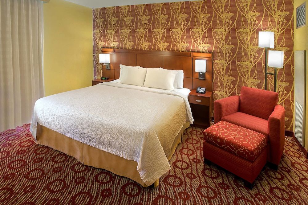 Courtyard by Marriott Niagara Falls 2 Courtyard by Marriott Niagara Falls 2