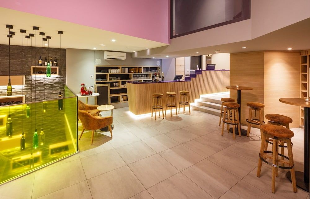 Swiss Wine By Fassbind 3