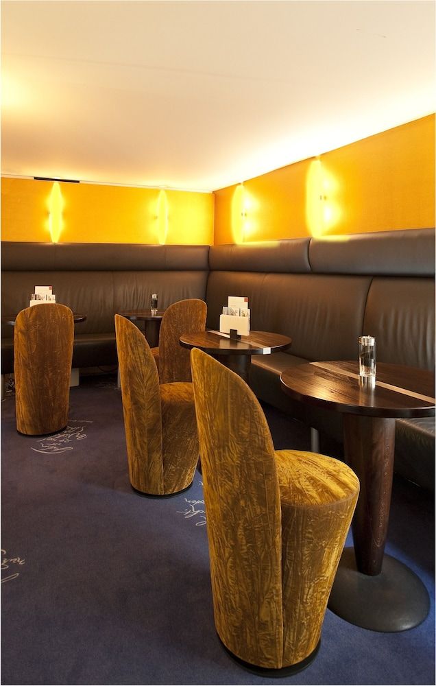 Hotel Swiss Chocolate by Fassbind 3