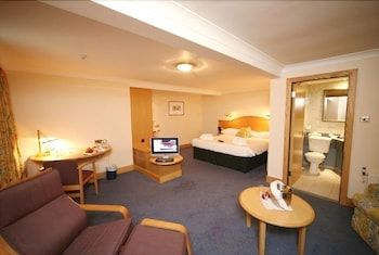 Ramada by Wyndham Birmingham Sutton Coldfield 3