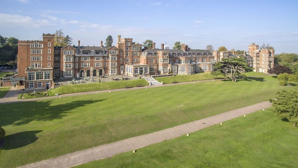 De Vere Selsdon Estate