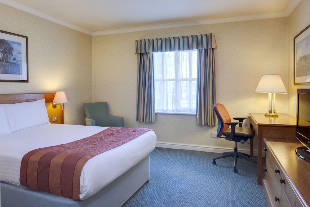 Holiday Inn Ipswich Orwell 2