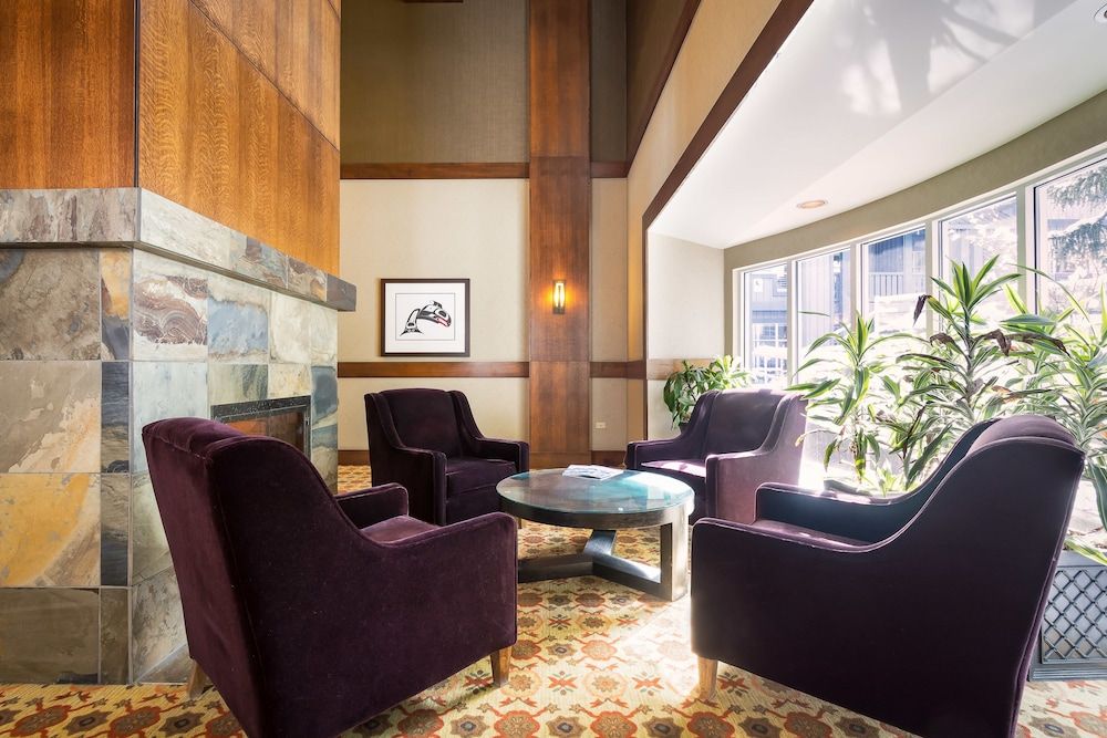 ResortQuest at Glacier Lodge 3