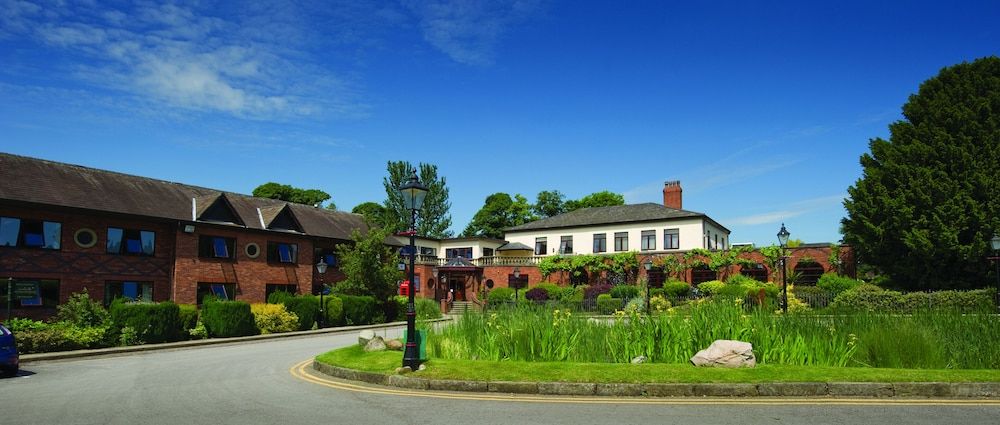 Bredbury Hall Hotel & Country Club