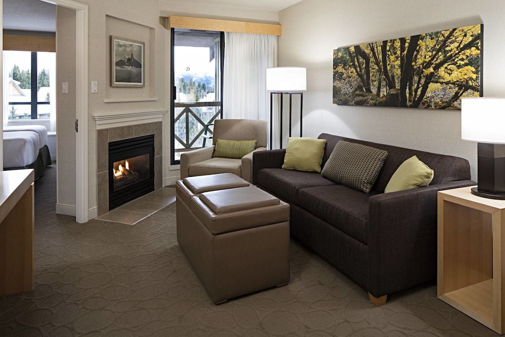 Delta Hotels by Marriott Whistler Village Suites 3