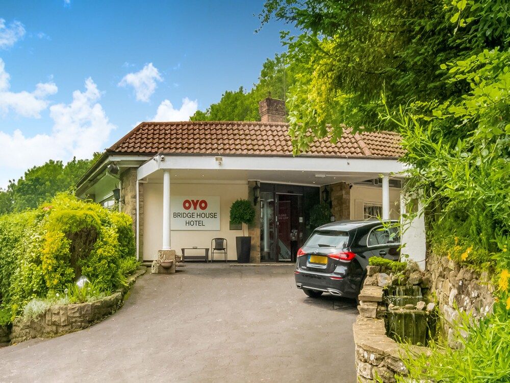 OYO The Bridge House Hotel 3 estrelas em Reigate