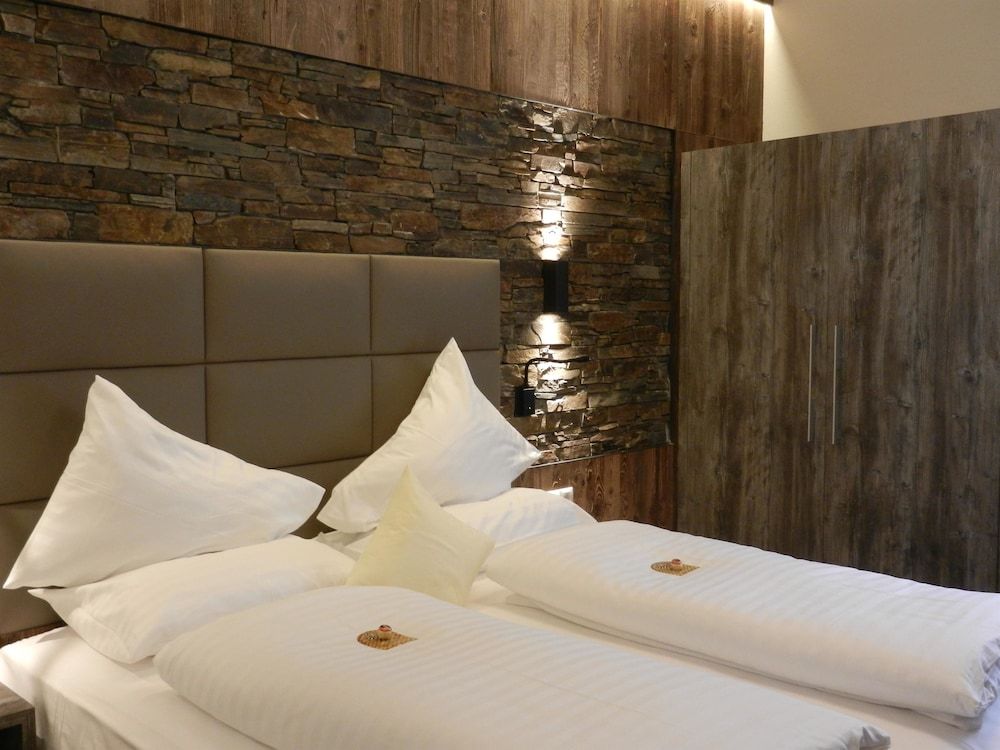 Hotel Goldener Adler, BW Signature Collection 1 Hotel Goldener Adler, BW Signature Collection 1