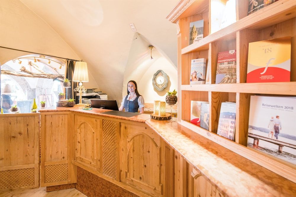 Hotel Goldener Adler, BW Signature Collection 3 Hotel Goldener Adler, BW Signature Collection 3