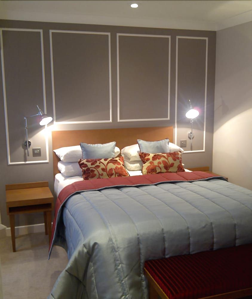 Hallmark Hotel London Chigwell Prince Regent 3