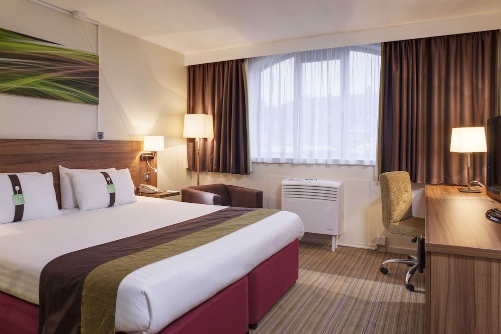 Holiday Inn Lincoln 2