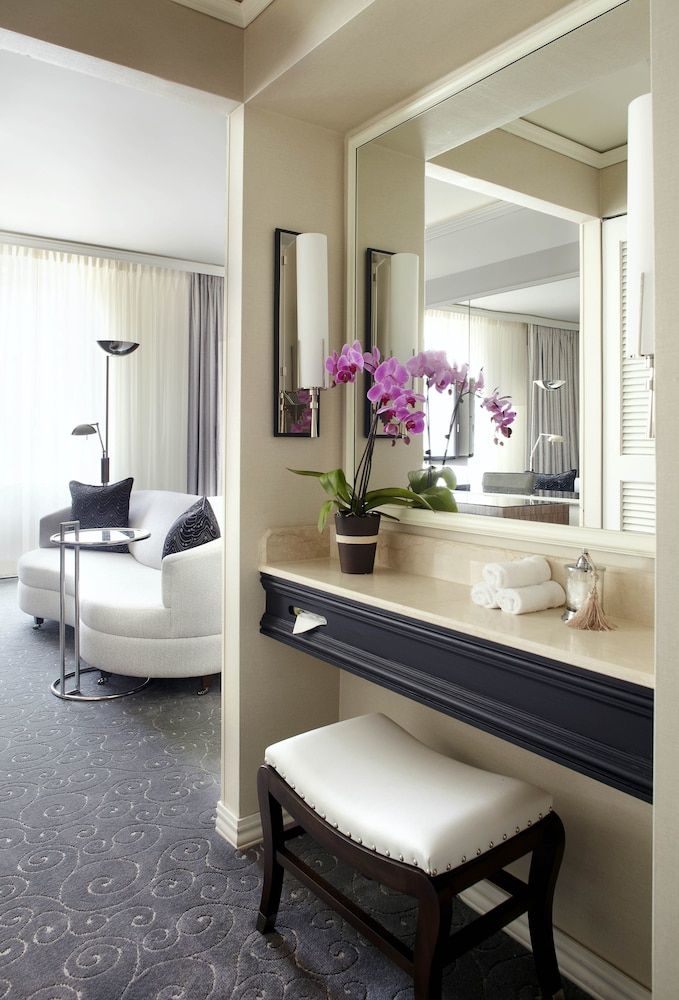 Loews Hotel Vogue 2 Loews Hotel Vogue 2