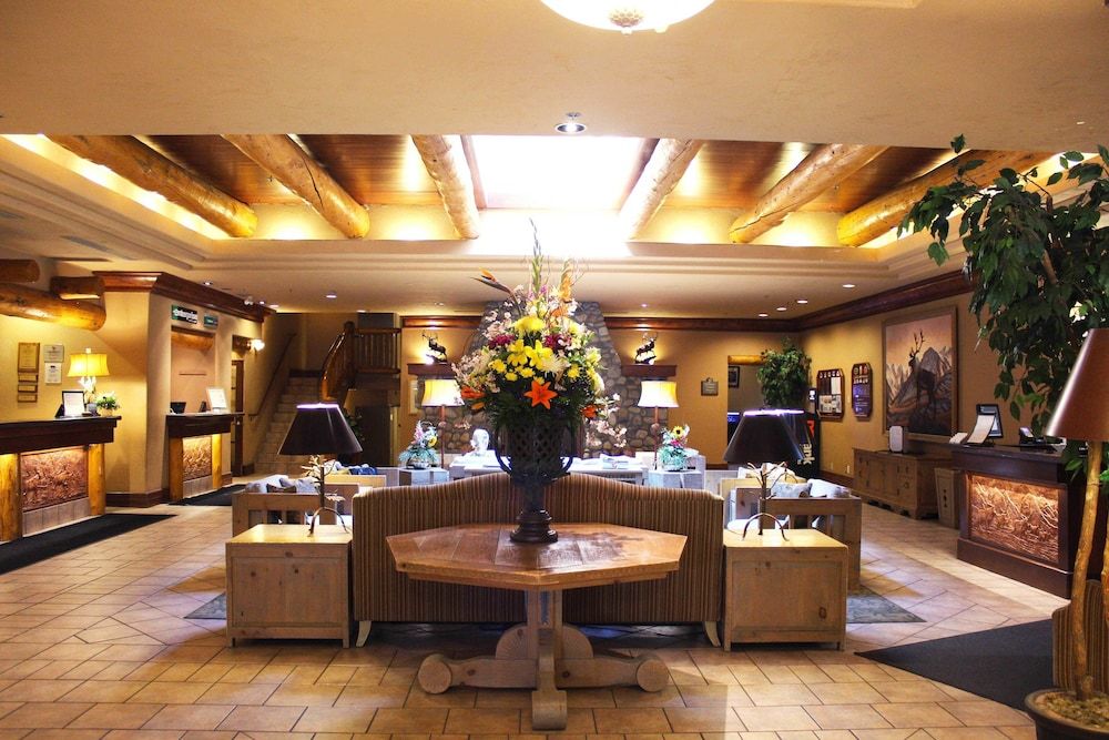 Banff Caribou Lodge and Spa 2