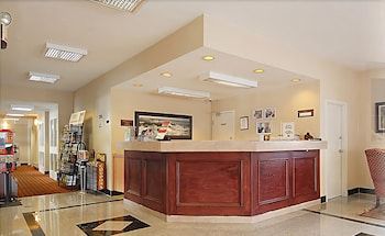 Niagara Lodge & Suites 3