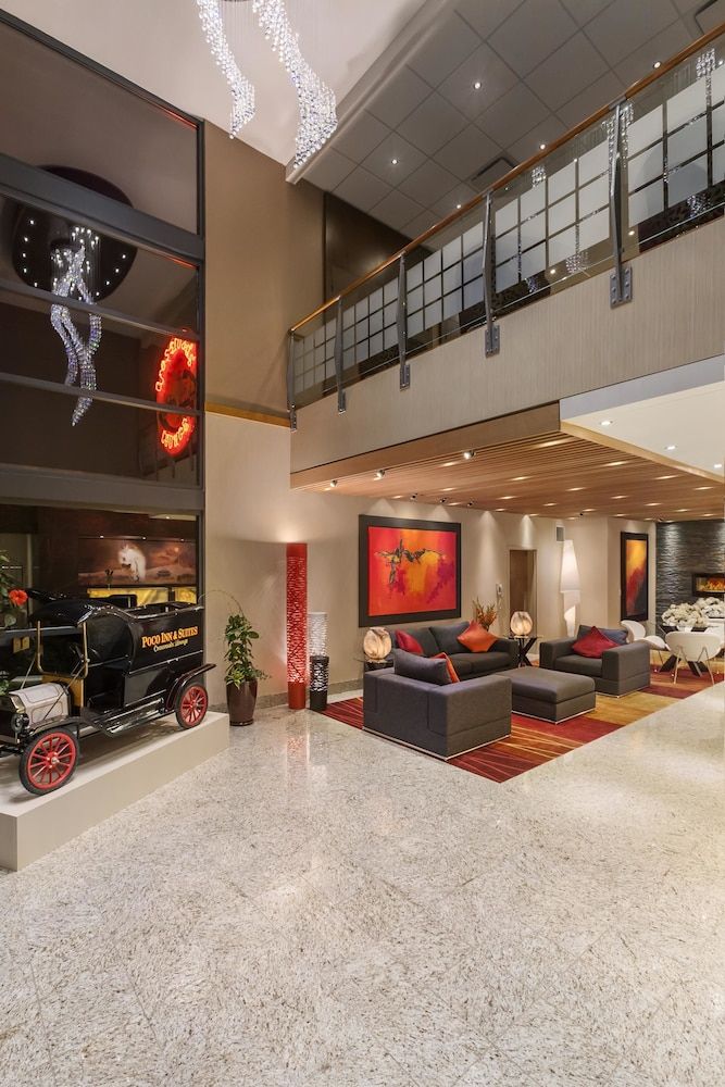 Poco Inn and Suites Hotel & Conference Centre 2